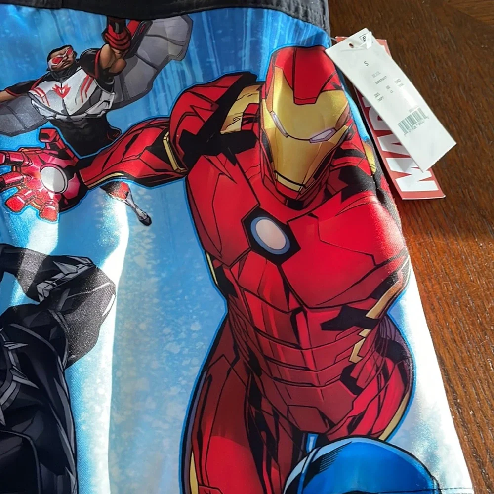 Marvel BoardShorts Size Small